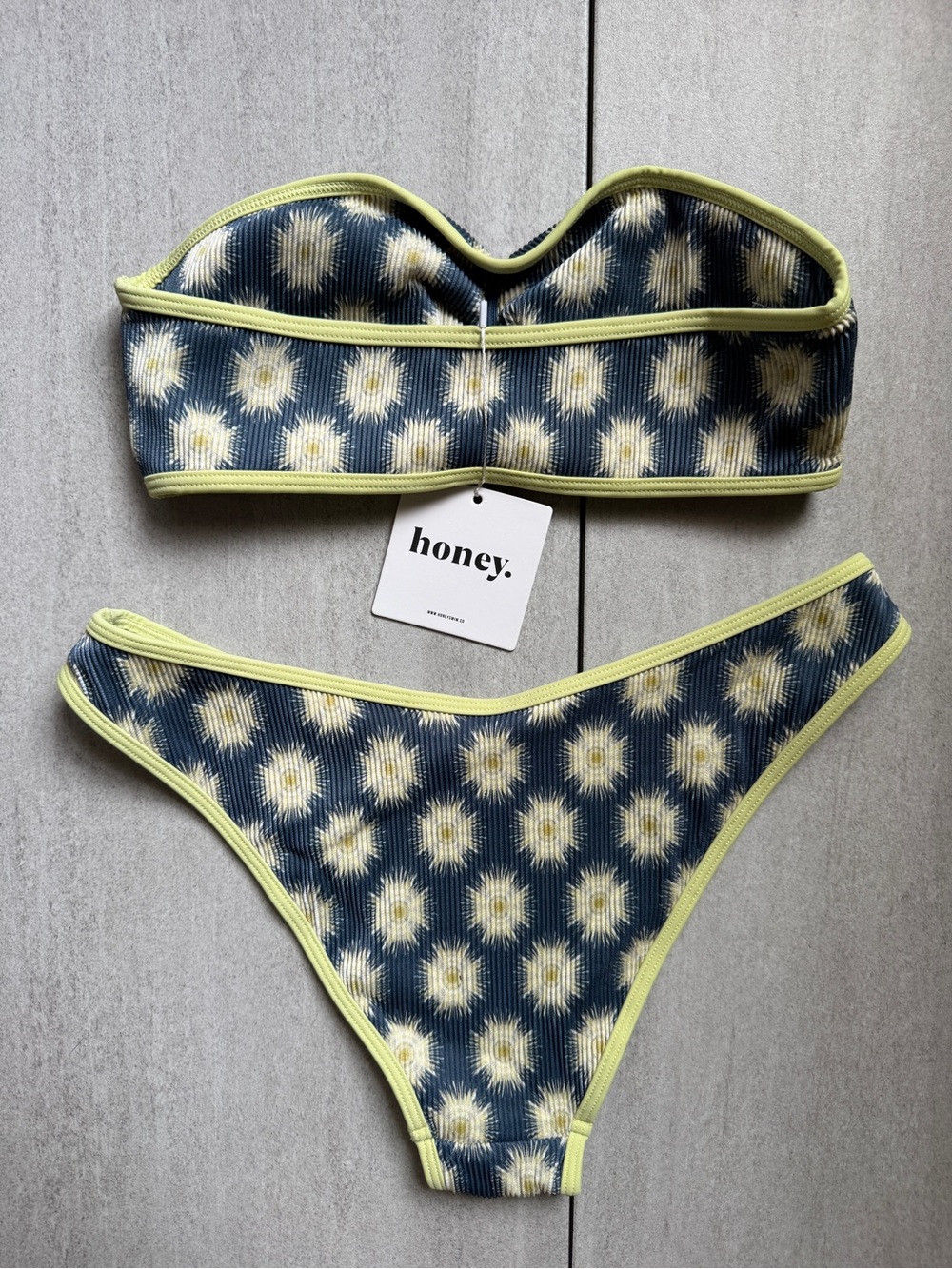 Honey Swim Pebble Ribbed Cinched Bandeau Bikini Set - Picture 2 of 12